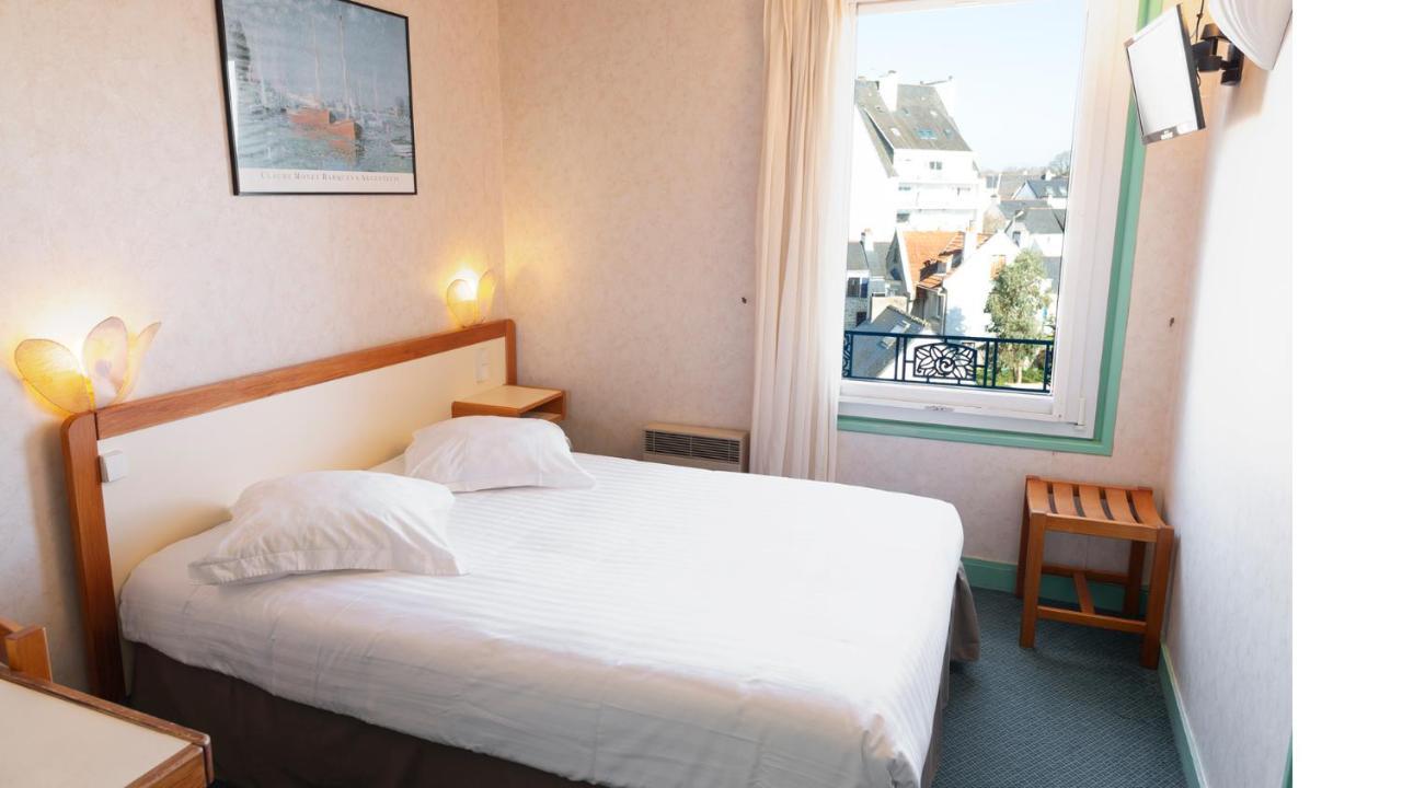 Hotel Grand Les Bains De Riviera Bretonne 3*